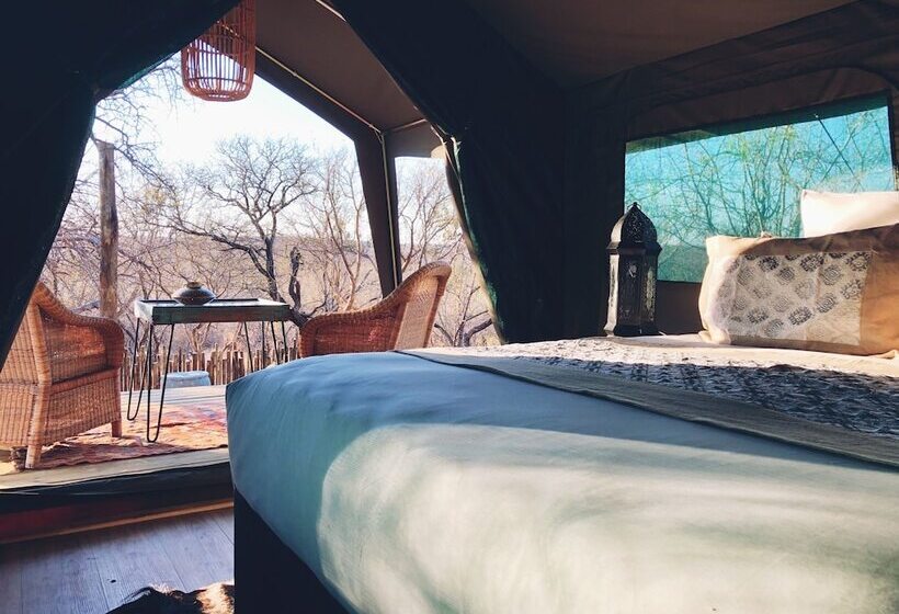 فندق The Wild Blue Lodge Safari & Spa