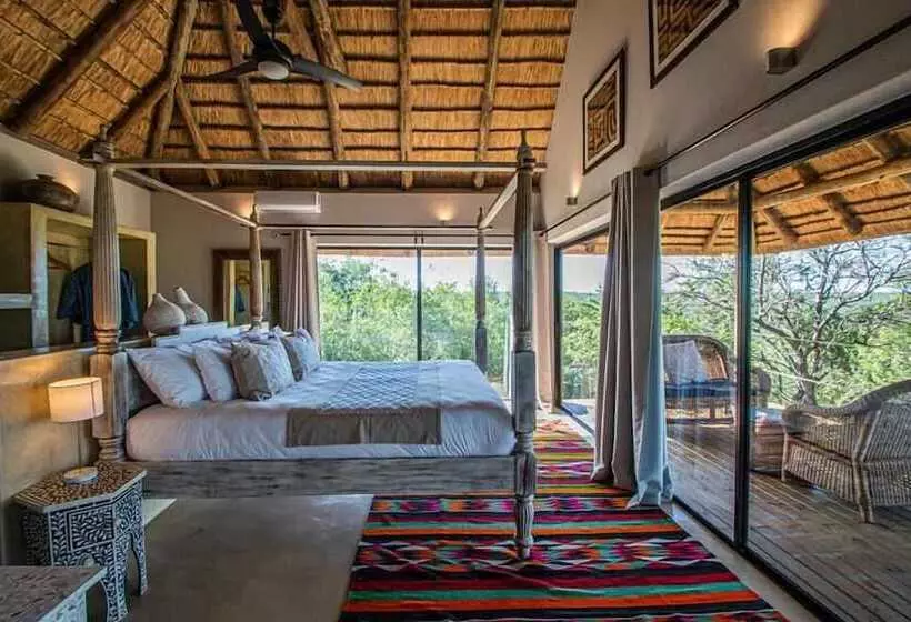 ホテル The Wild Blue Lodge Safari & Spa