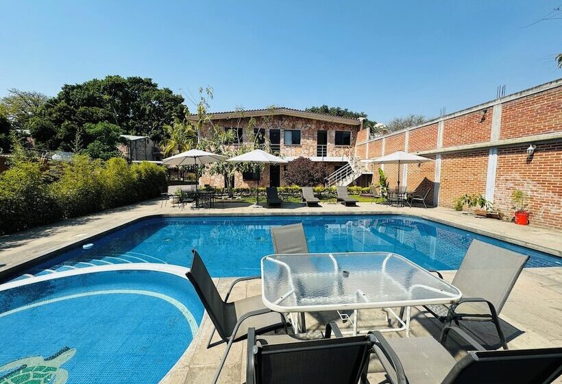 هتل Villa Pralaya