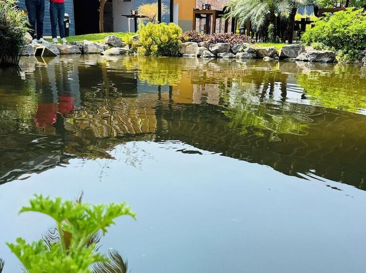 هتل Villa Pralaya