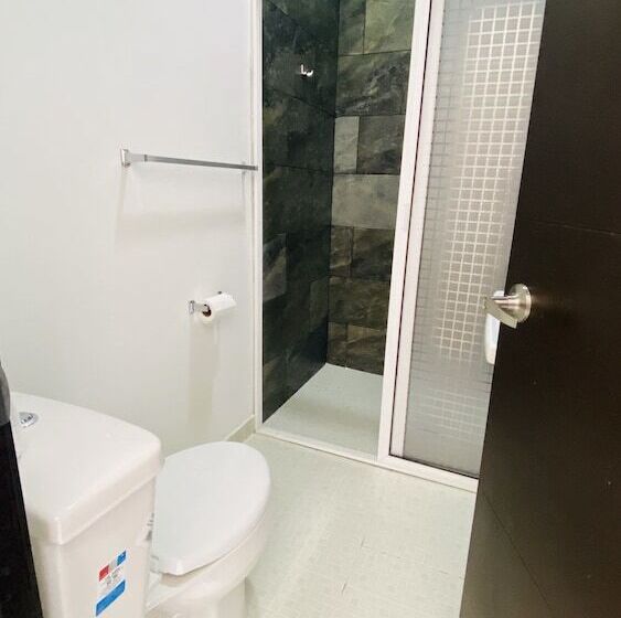 هتل Villa Pralaya