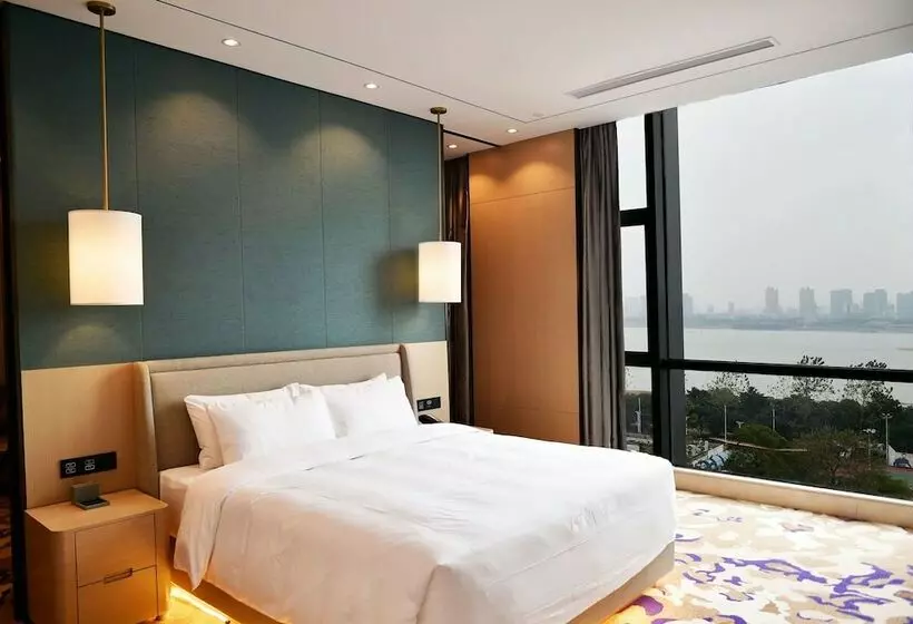 ホテル Wyndham Garden Nanchang Honggutan