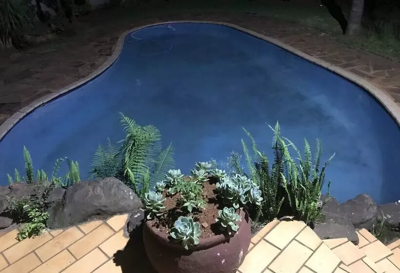 پانسیون Kusha Sabie Two