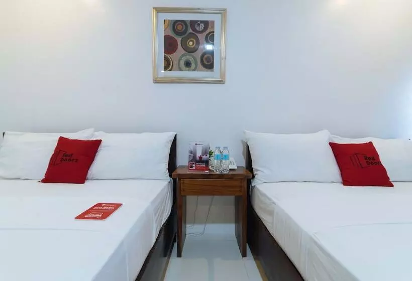ペンション Reddoorz Plus @ San Roque Roxas City