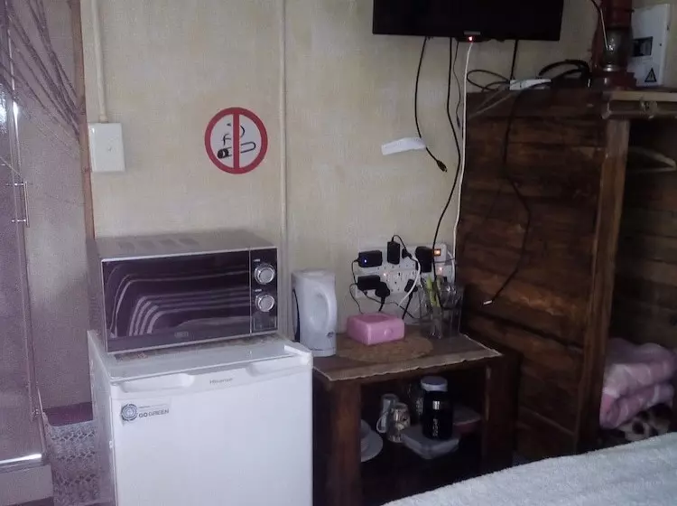 ペンション Reggies Guest Rooms