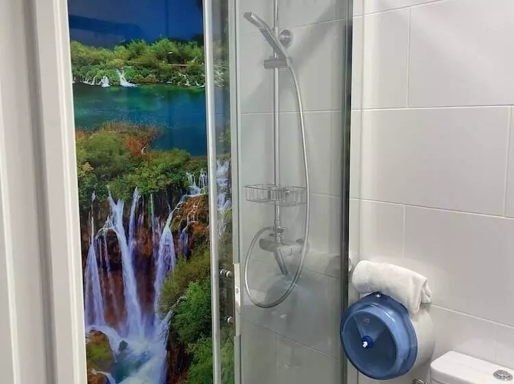 پانسیون Viana Rooms