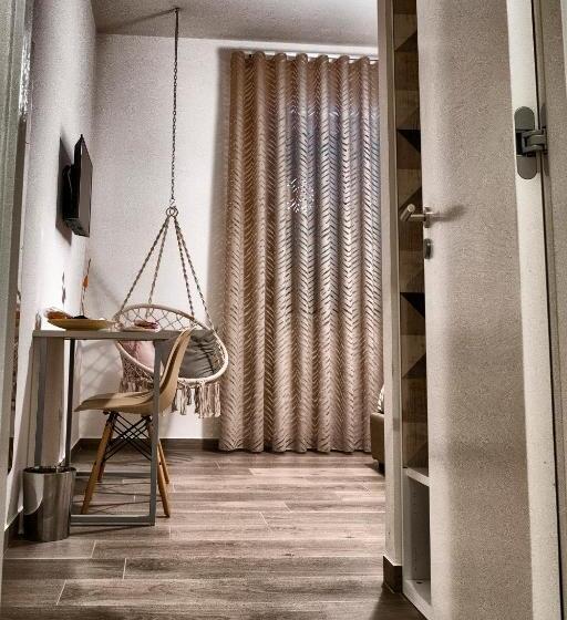 Dimora Flegrea Room & Breakfast