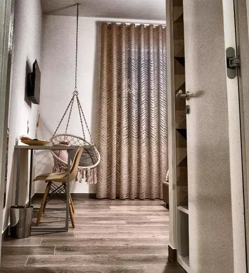 Dimora Flegrea Room & Breakfast