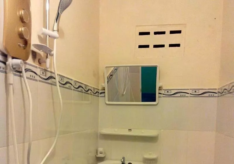 هتل Antinho Hostel