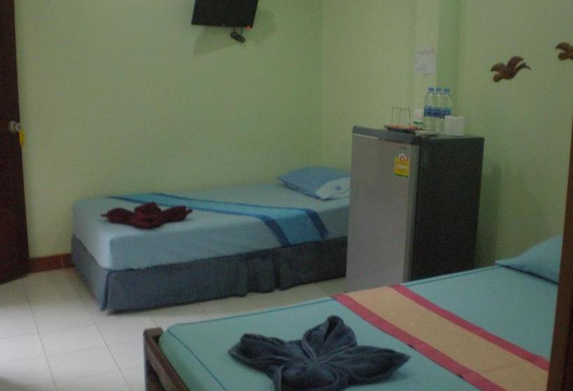 ホテル Smile Samed House