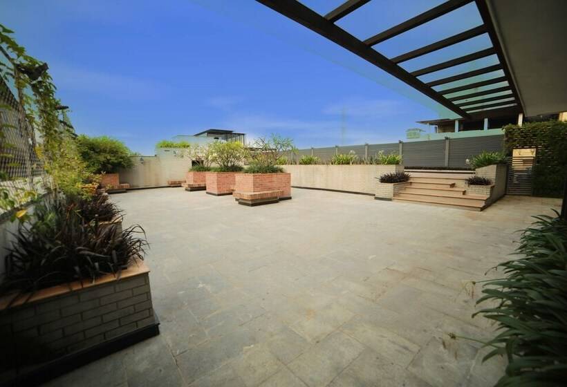 בית מלון כפרי Yash International Calicut