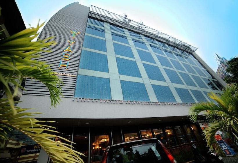 בית מלון כפרי Yash International Calicut