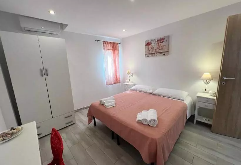 Hotelli Camere Dieci Maggio