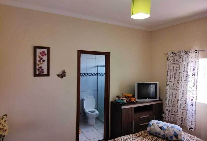 פונדק Pousalandia