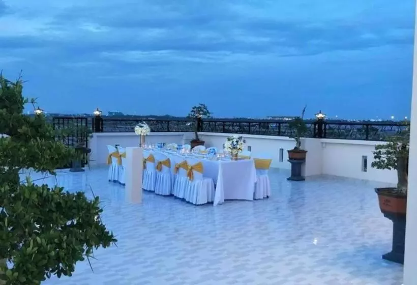 Magnolia Hotel Cam Ranh