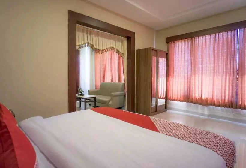ホテル Sabang Hill By Oyo Rooms