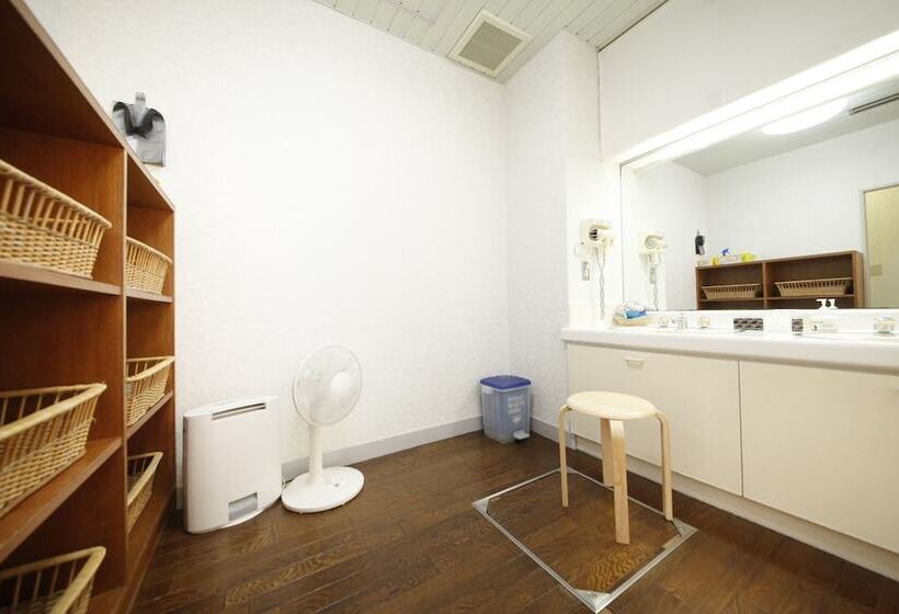 Отель Shibugoe Onjuku