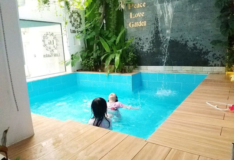هاستل Little Garden Homestay