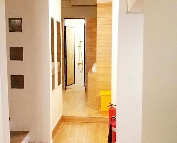 هاستل Little Garden Homestay