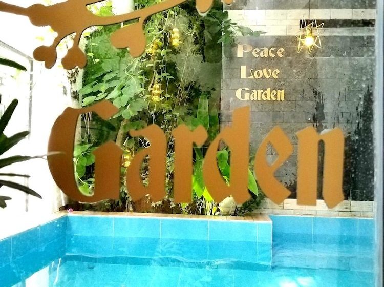 هاستل Little Garden Homestay
