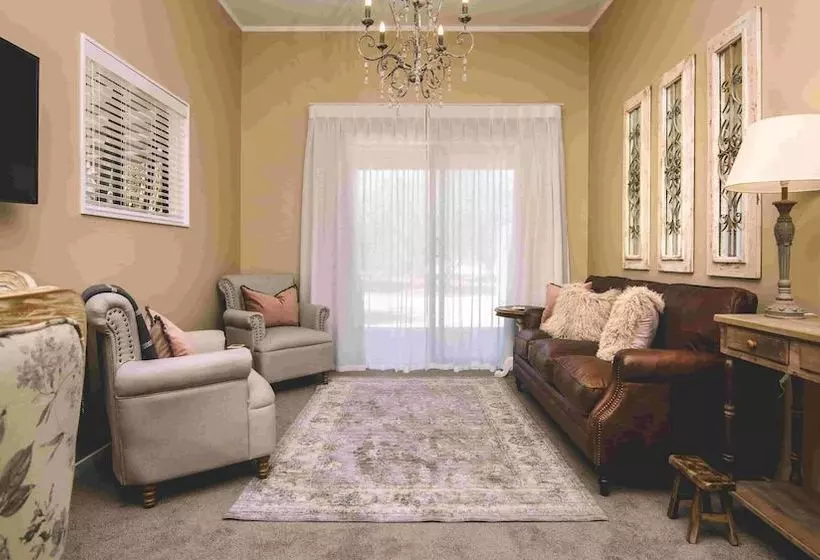 Olive & Vine Estate