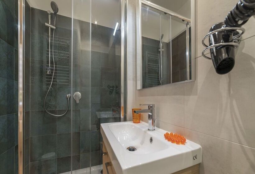 پانسیون Giolitti Central Room