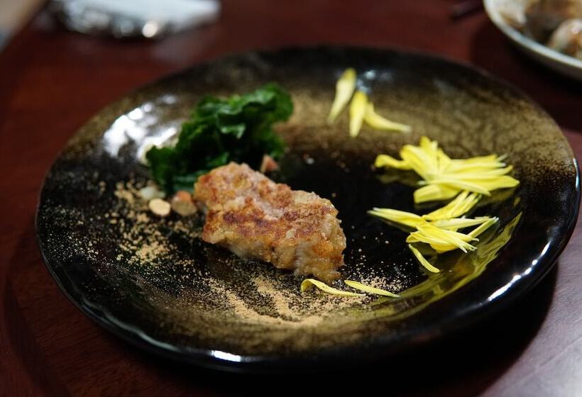 פנסיון Lien Tono