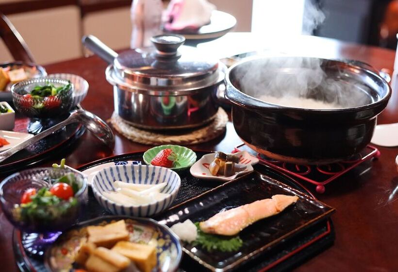 פנסיון Lien Tono