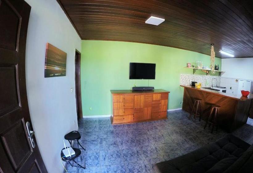 הוסטל Foguete Surf Camp