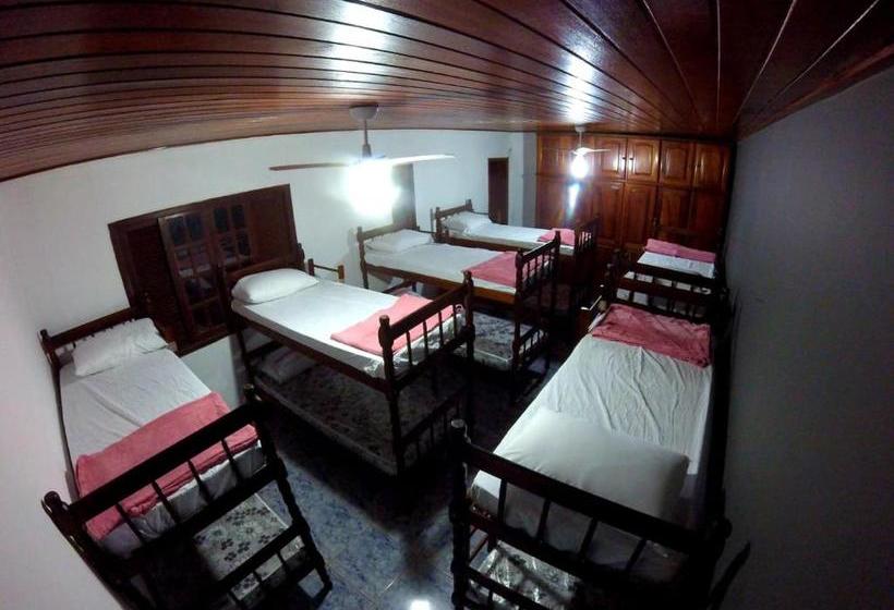 הוסטל Foguete Surf Camp