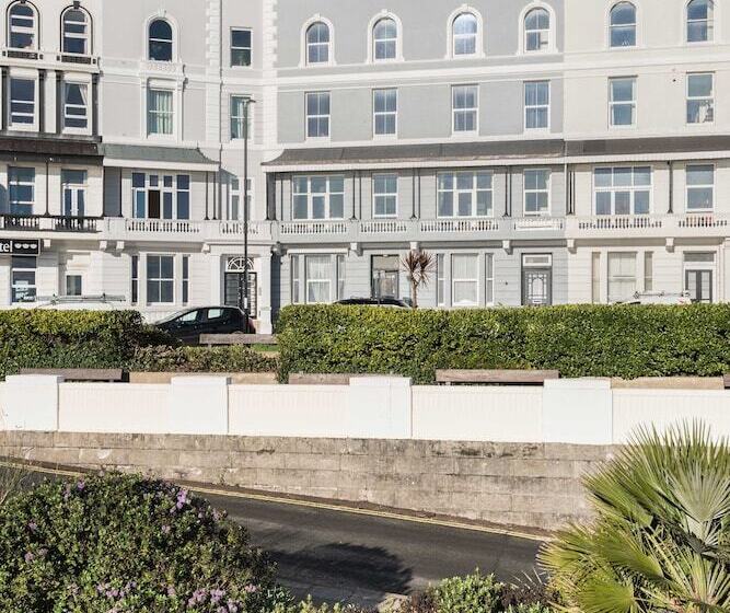 Beach Comber   Hastings