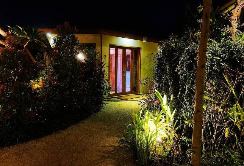 צימר Kadewa Retreat Ubud   Adults Only