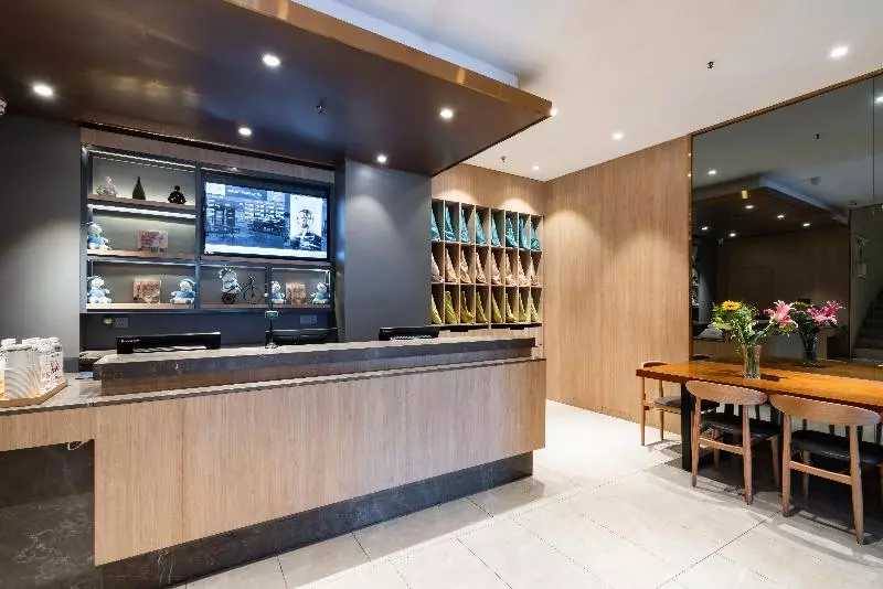 ホテル 7 Days Premium Guangzhou Chepi Subway Station Suning Square