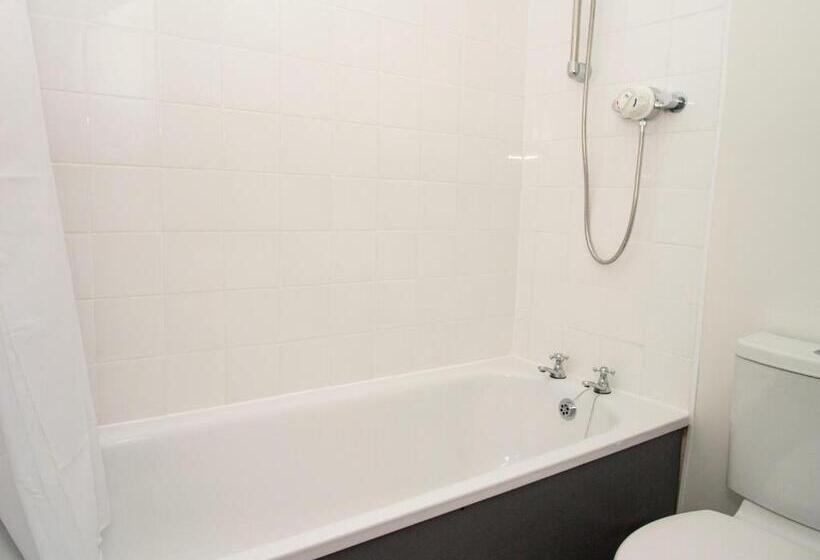 호텔 Longstone House Bed & Breakfast