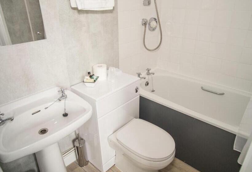 호텔 Longstone House Bed & Breakfast