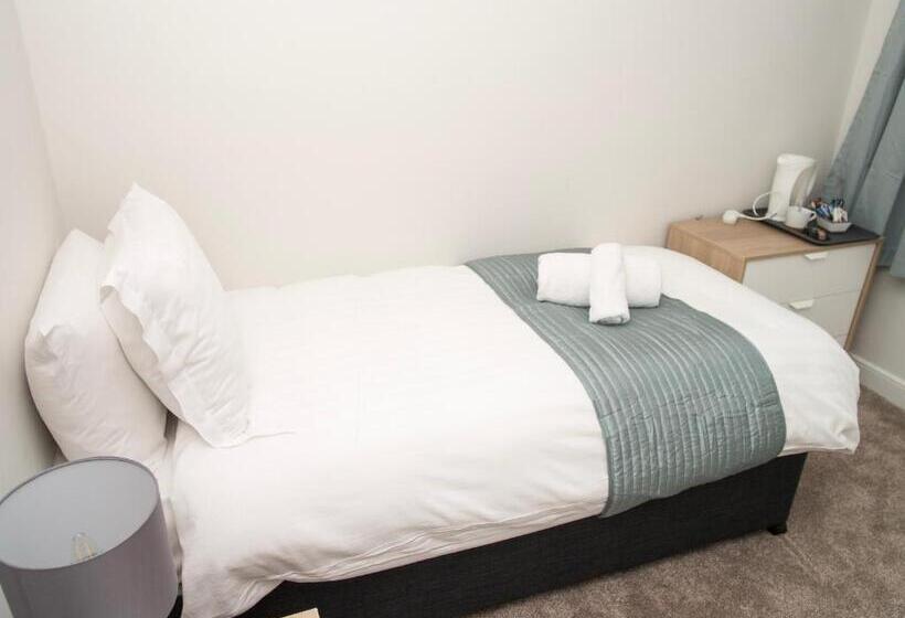 호텔 Longstone House Bed & Breakfast