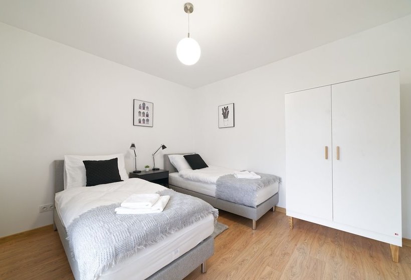 호텔 Near Apartments