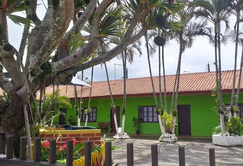 فندق Pousada Familia Forlin