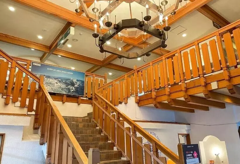 Hotelli Sankt Moritz Shiga