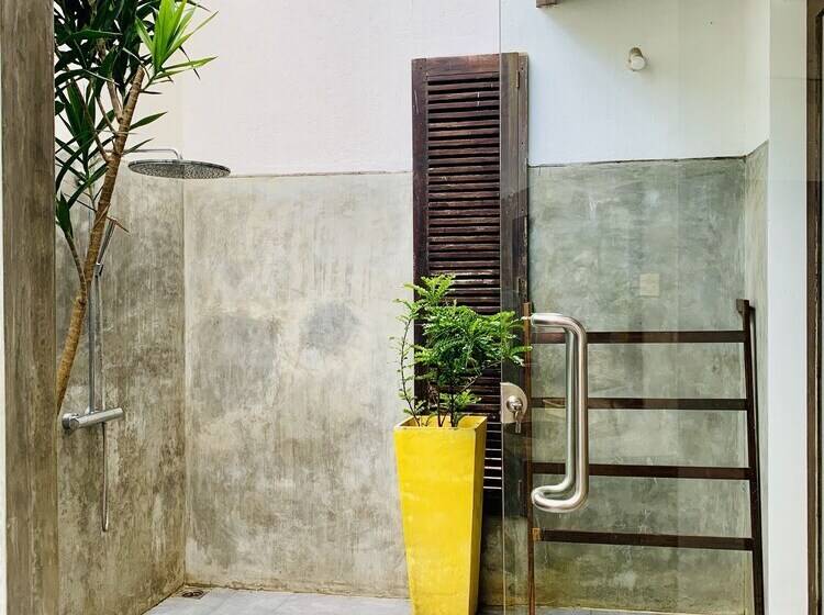 Hotel Thambilli Beach Front Villa