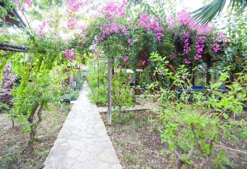 Пансион Bizim Cennet Otel Bungalow