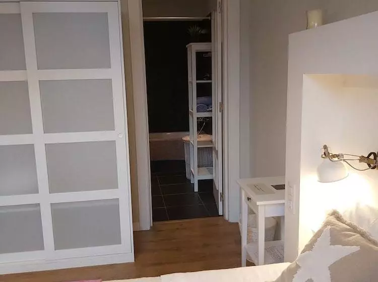 پانسیون One&only