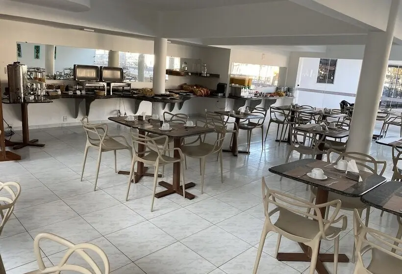 Rede Andrade Estrela Dalva Praia Hotel