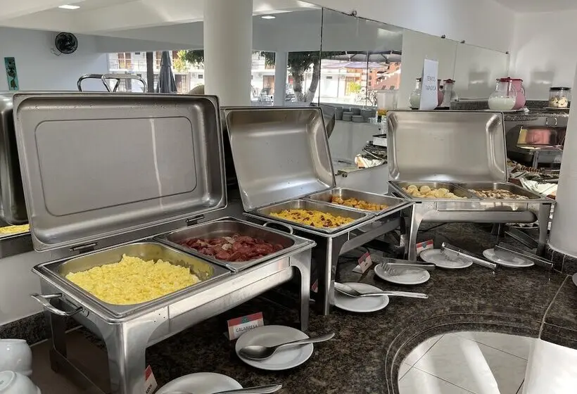 Rede Andrade Estrela Dalva Praia Hotel