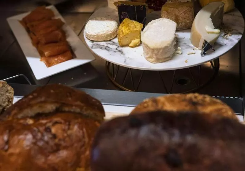 Hotelli Merveilleux Cote Mer