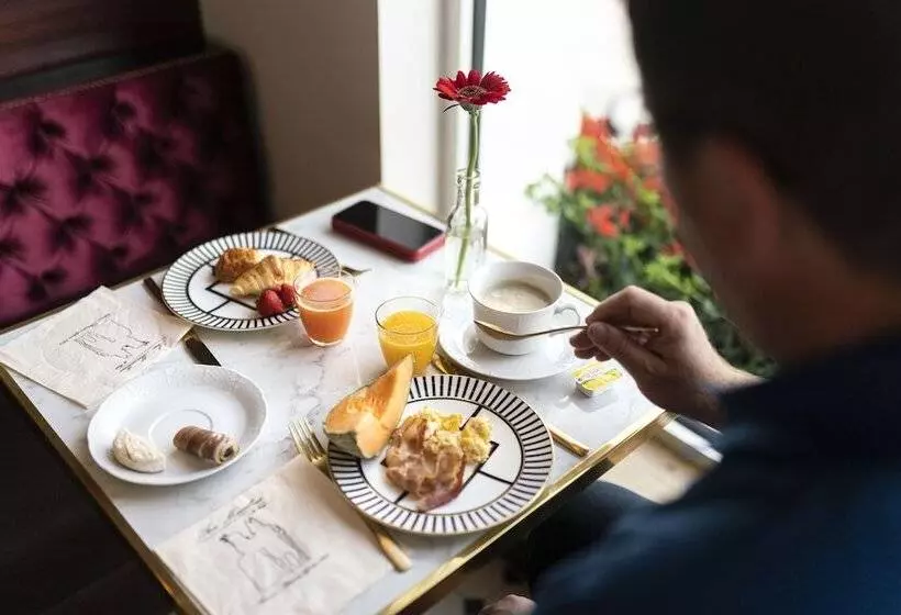 Hotelli Merveilleux Cote Mer