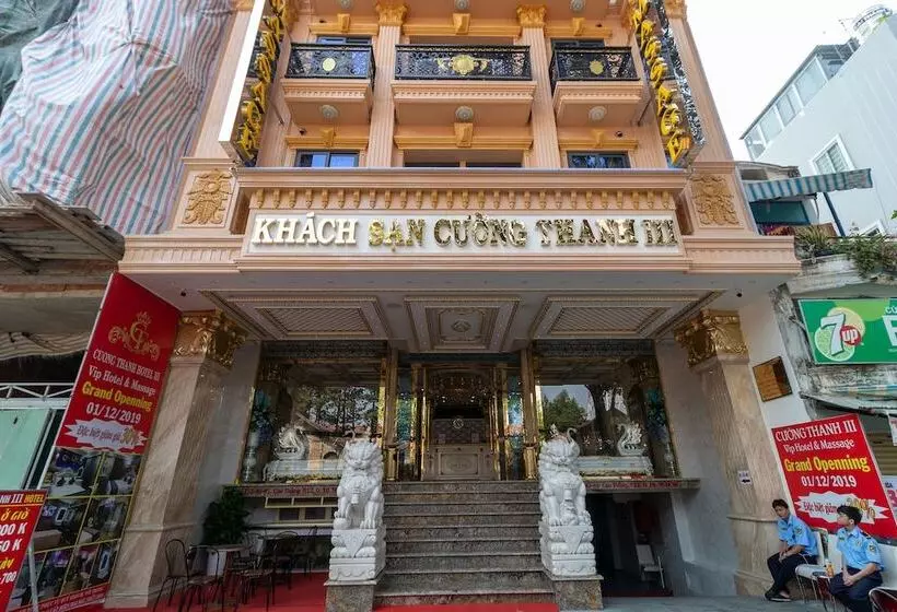 Hotelli Reddoorz Premium @ Cao Thang Street