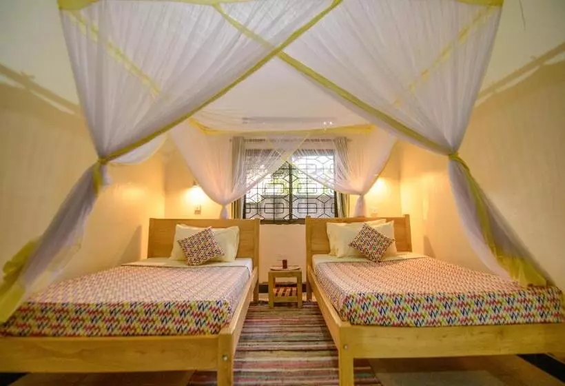پانسیون Cycad Entebbe Guest House