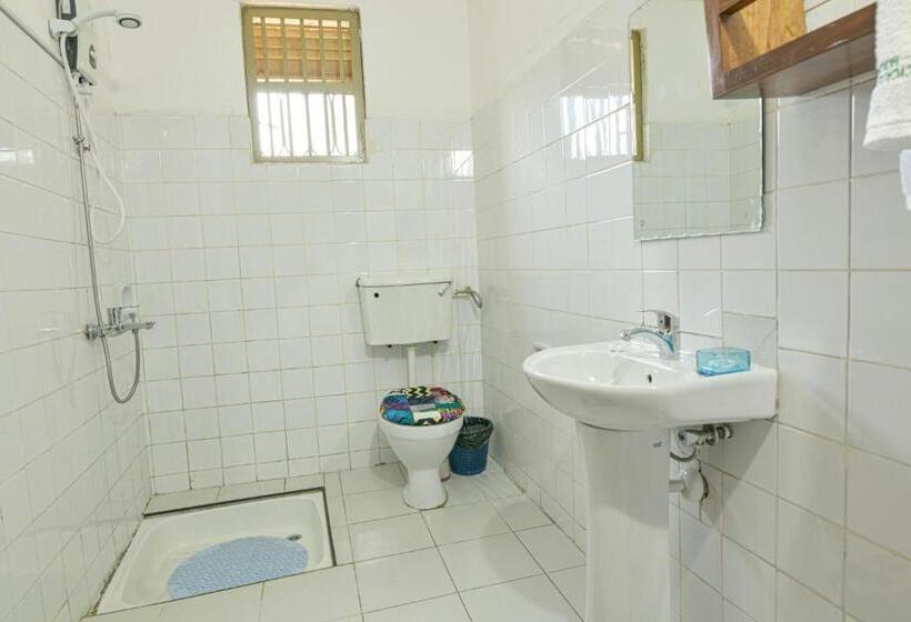 پانسیون Cycad Entebbe Guest House