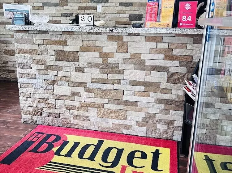 ホテル Budget Inn Oskaloosa